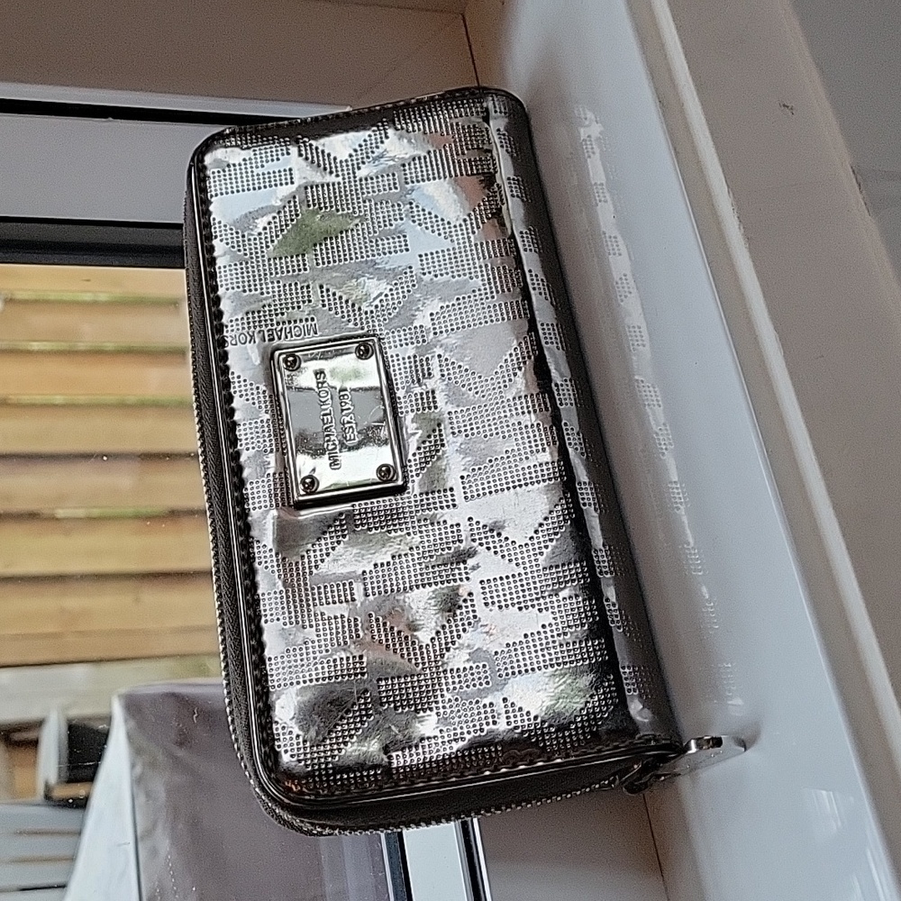 Michael Kors Shiny Mirror Metallic Silver Monogram Full Zip Wallet